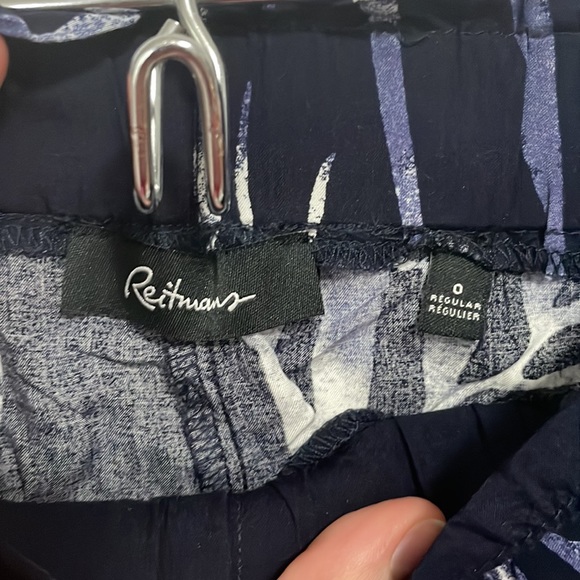 Reitmans wide leg pants. Size 0 regular - Picture 2 of 5